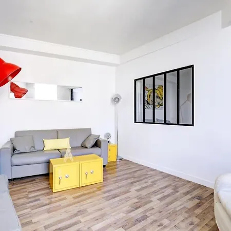 Appartamento 1Br & Louvre Museum - Cityapartmentstay Parigi